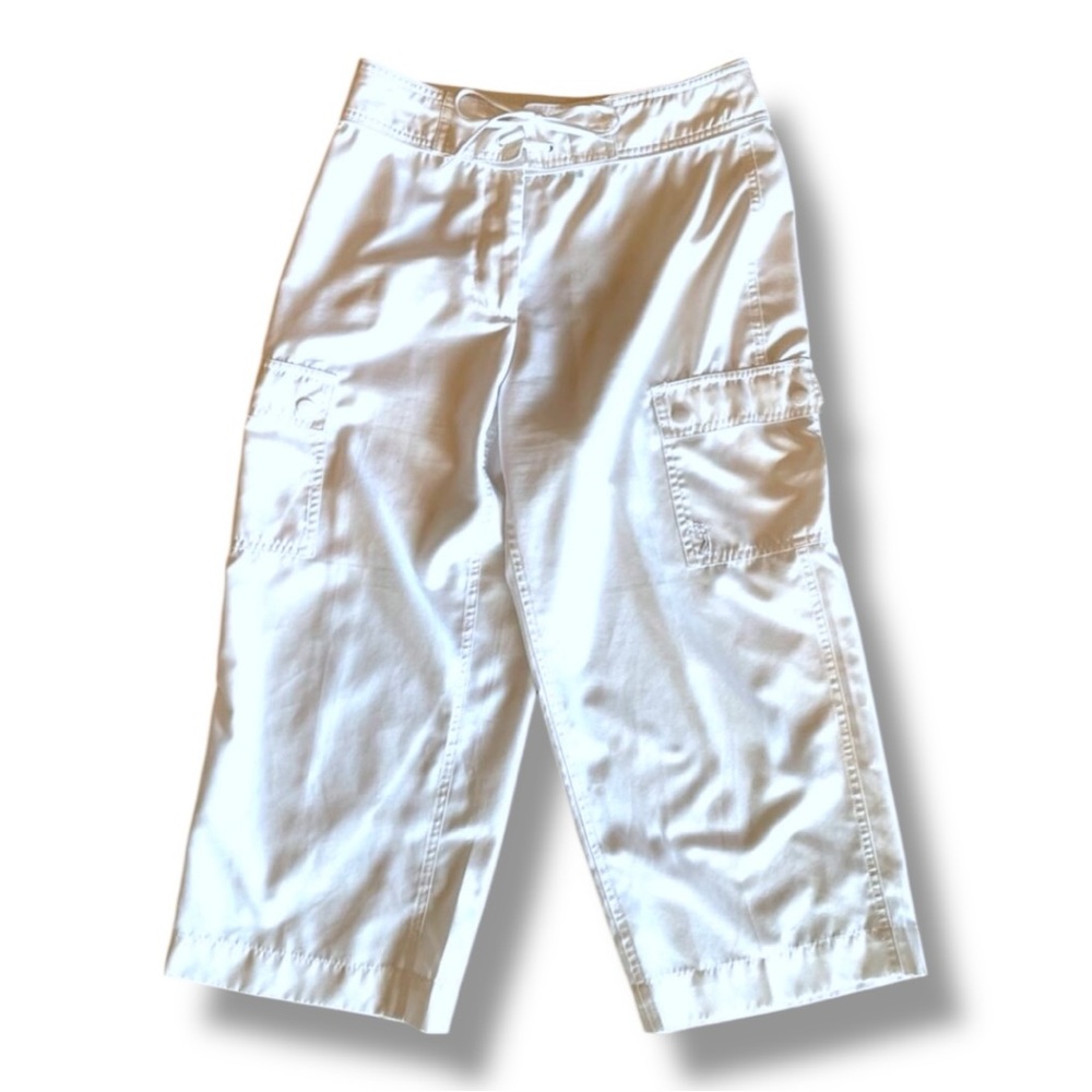 IZOD white x-tra dry Golf or Sports Capris with pockets Sz 4